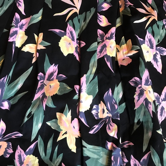 New ModCloth Retro Floral Skirt - Picture 5 of 5
